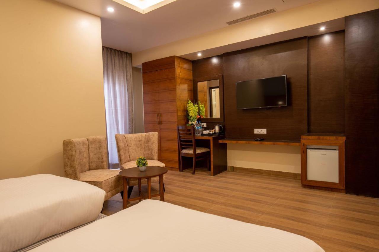 Hotel Palm International Butwal Экстерьер фото